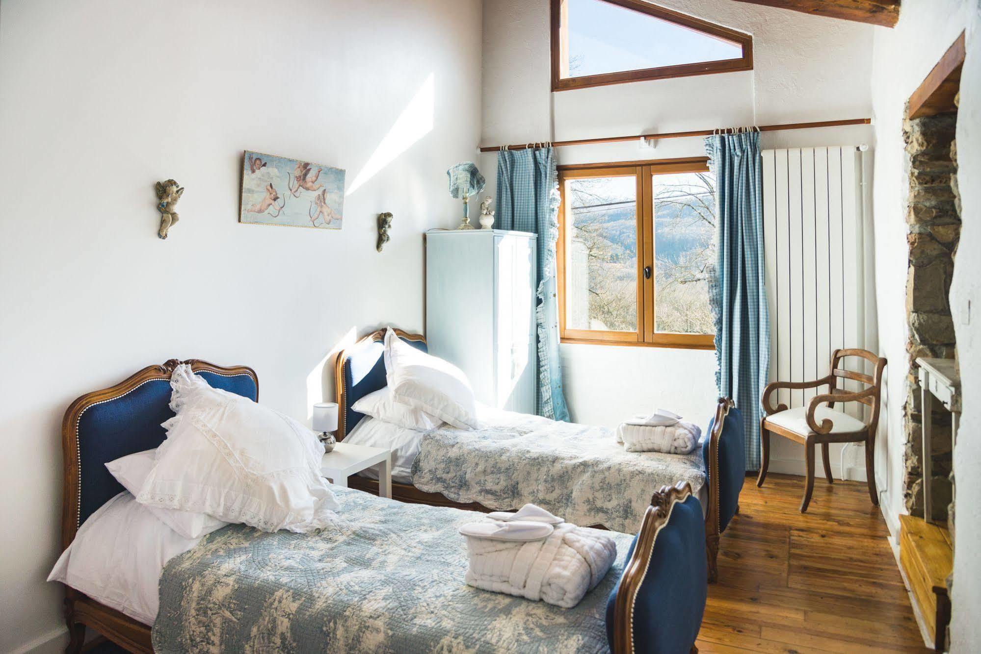 Domaine De Terrac Bed and Breakfast Rimont Εξωτερικό φωτογραφία